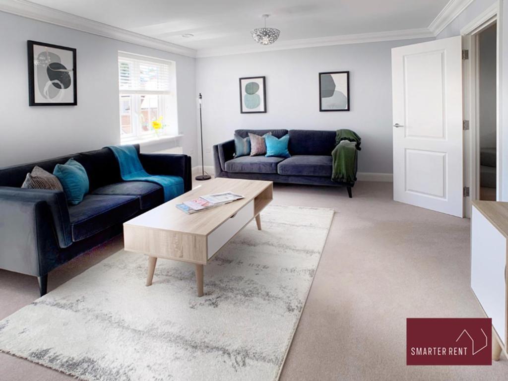Maidenhead, Leander - 3 Bedroom - Parking & Garden Exteriör bild