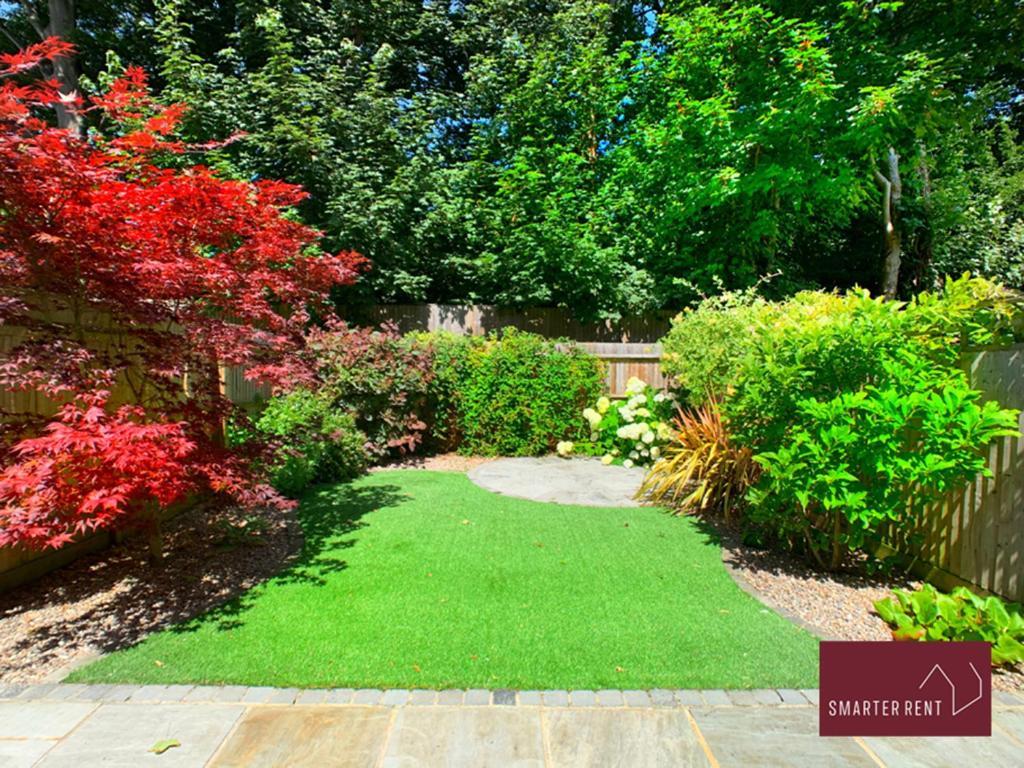 Maidenhead, Leander - 3 Bedroom - Parking & Garden Exteriör bild